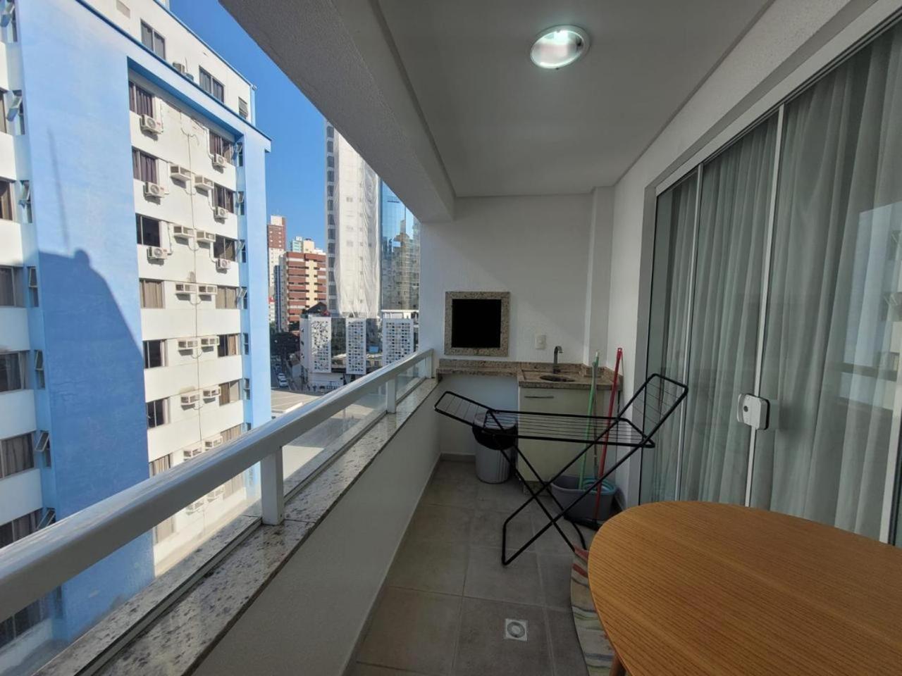 Apartment Fique Ao Lado Do Mar E Perto De 3 Quartos Com Ar Balneario Camboriu