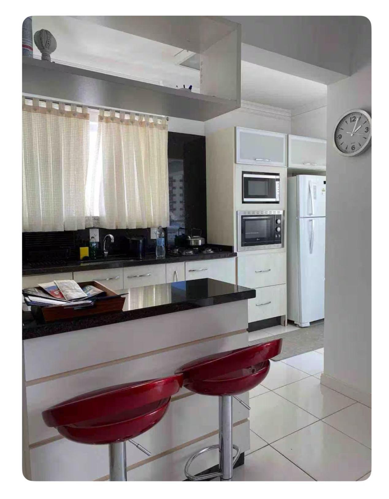 Apartment Fique Ao Lado Do Mar E Perto De 3 Quartos Com Ar Balneario Camboriu